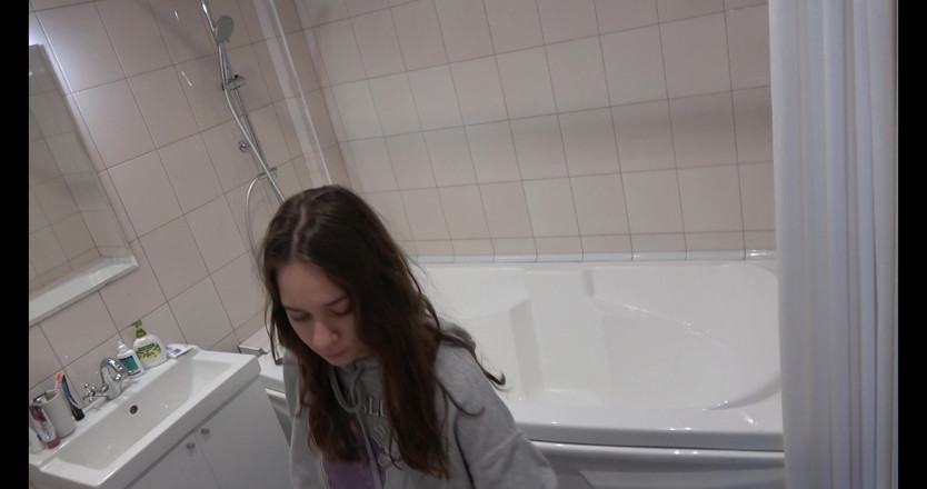 Milfs and Teens: Busty Amateur Teen in the Shower