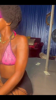 Gli ho dato una danza privata