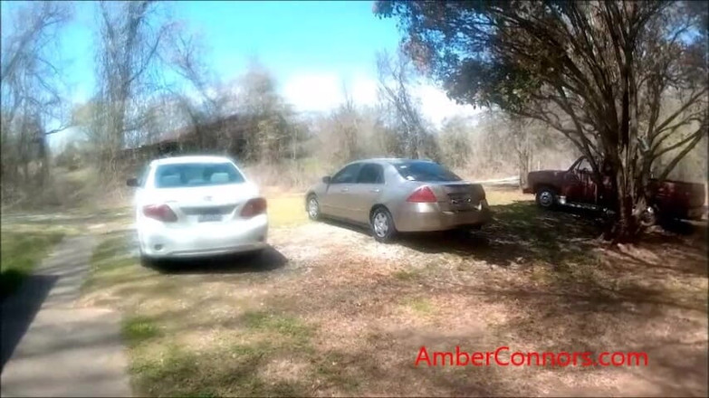 Amber Connors: Писяє на вентилятор