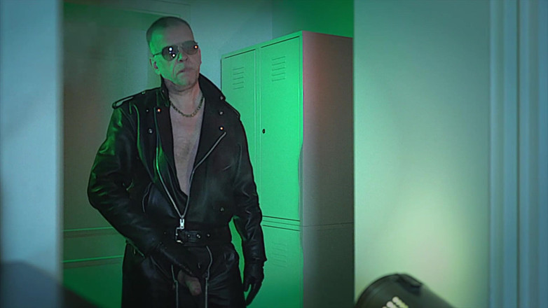 GERMANE_XL: Berliner leder 6