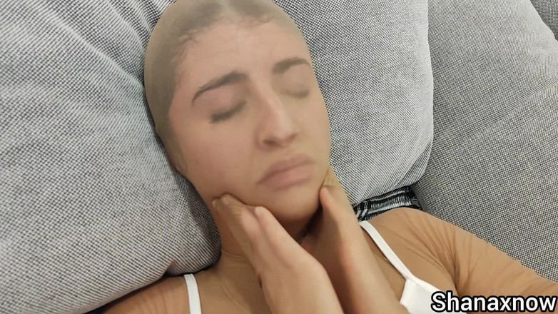 Shanaxnow: 予想外の全身パンストナイロン包み込み状況