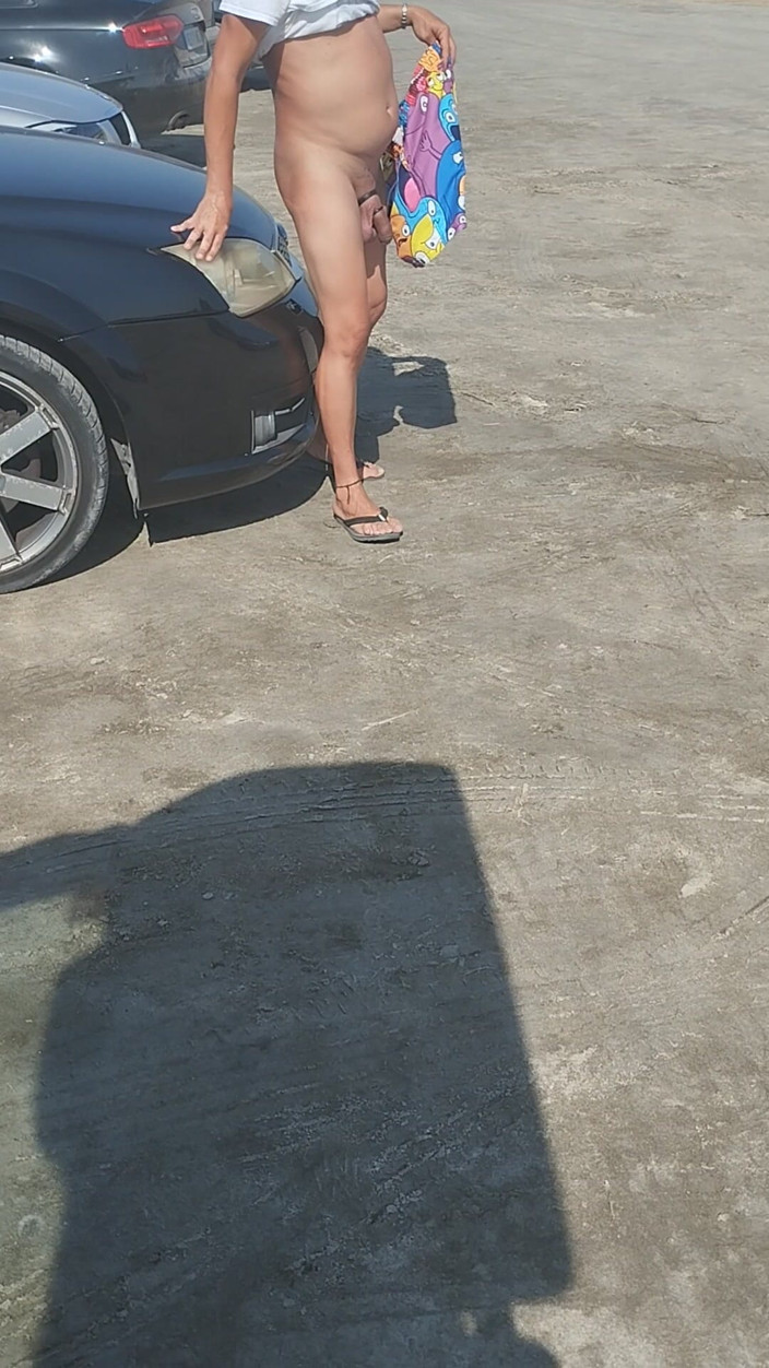 Morbosete000: Morboso Nel Parcheggio Della Spiaggia