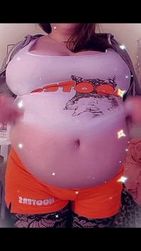 Hooters Girl Got Fat