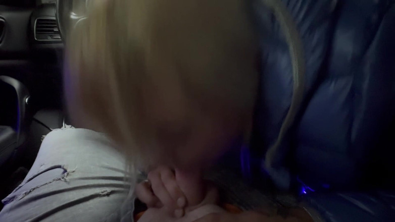 Bonieclydeerotik: Ô tô ngoài trời thổi kèn Cumshot Deep Throat Squirt...