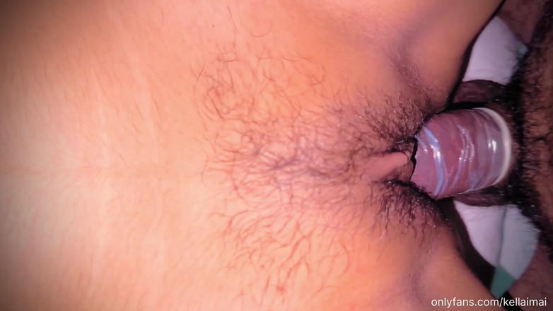 J kodi: Kami lagi sendirian di rumah dan adik tiriku untuk ngentot