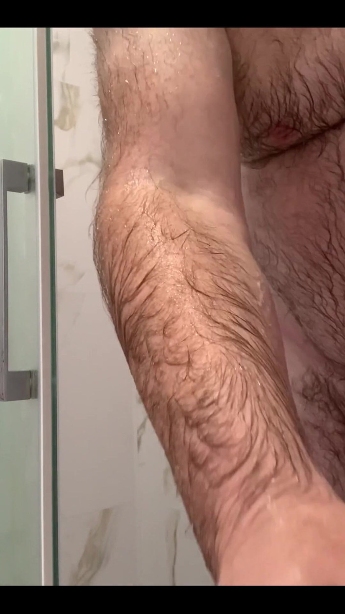 Djdavexxx: Shower Time, Room for 2