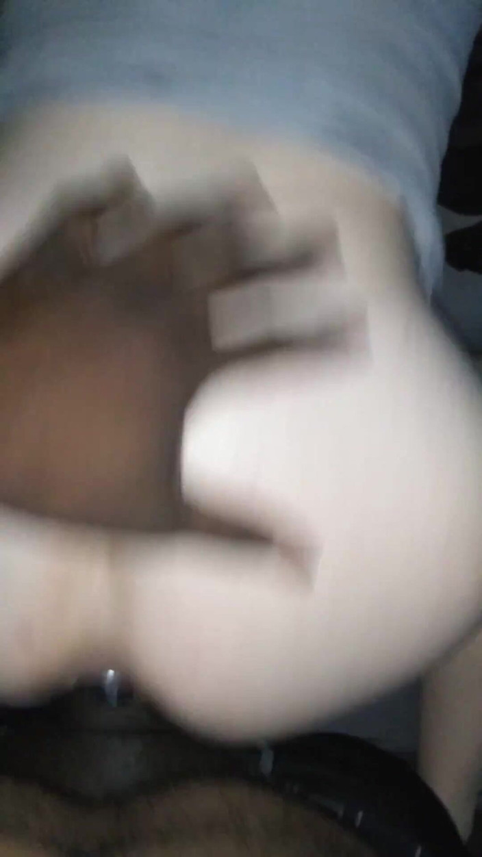 Anal_Angi_Rose: Mezirasový drsný sex