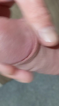 Desnudo lento masturbándose, paja, corriéndose de cerca - rockard papi