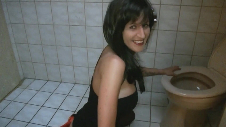 Melanie-Fox Private Videos: MysexyMel角質パーティー後、犯され、精液でいっぱいになりました