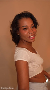 A Warm Home Welcoming - Ami Bue