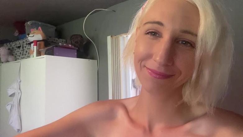 Cuteblonde666: Hairy pussy fanvideo