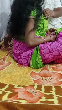 Indiana esposa, massagem corporal caseira, vegetal colocando na buceta