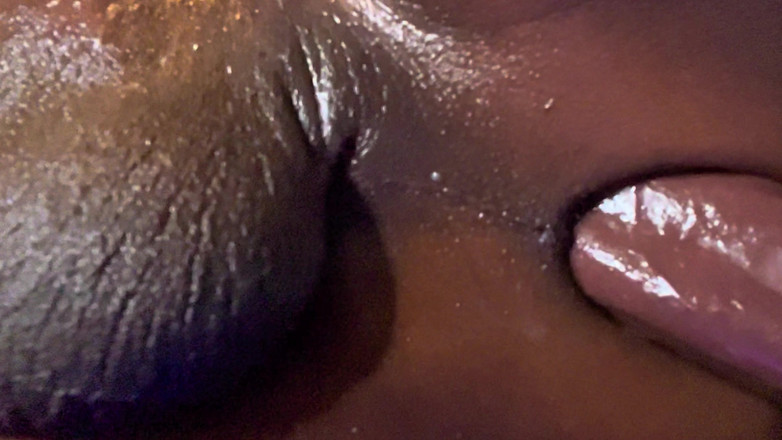 Ms300 Sarazia Exotic: Big Black &amp; Creamy Part 1