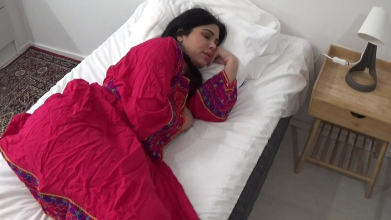 Amateur Homemade Porn: Afgan büyük götlü üvey annemle seks ateşli ve güzel