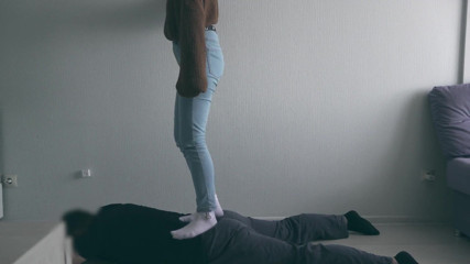 Amateur_fetish: 짓밟는