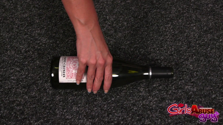 GirlsAbuseGuys: Gangbang von mädchen