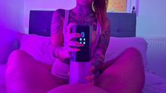 Only Owain: Опыт подруги с мастурбаторской игрушкой