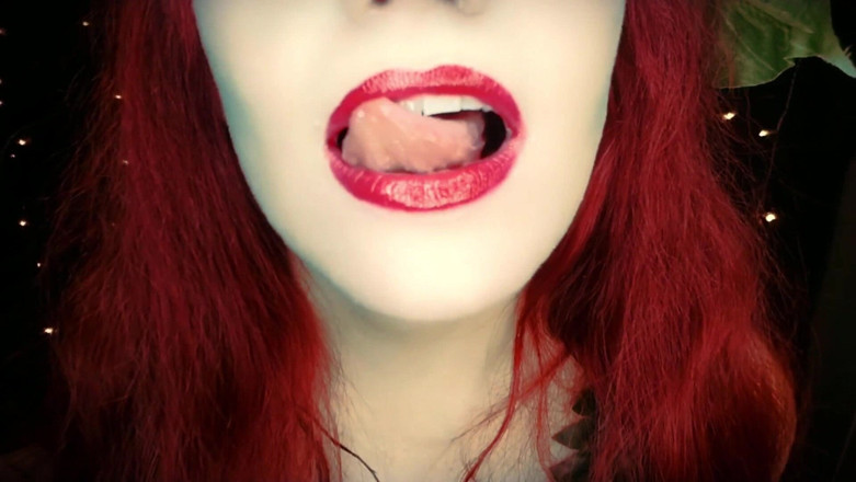 Scarlet Vixen: Exekutor ivy vás otráví svým polibkem (wmv)