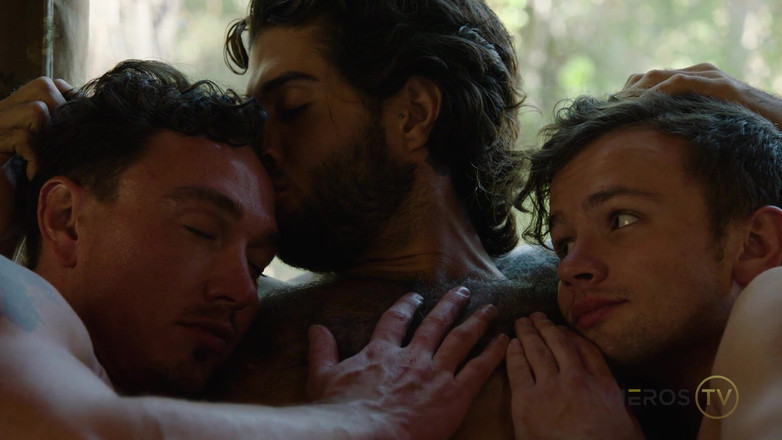 Himeros.tv: Cade Maddox: i garderoben