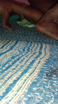 Bhabhis großer arsch