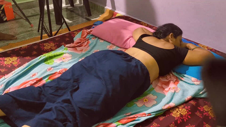 Sexy sindu: Mallu sindu incredibile esibizione sessuale con moglie