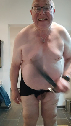 Karlchengeil: Drsné páskování