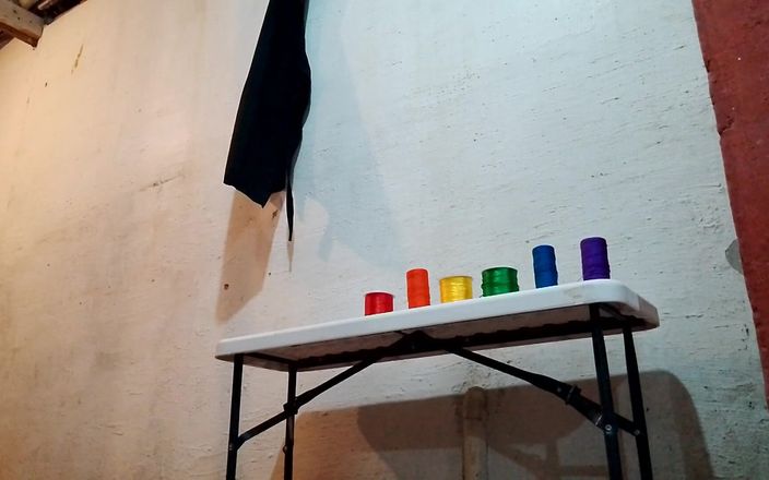 Raba erre elle: Bàn điều khiển bí mật mình, lgbtq quy tắc của anh ấy