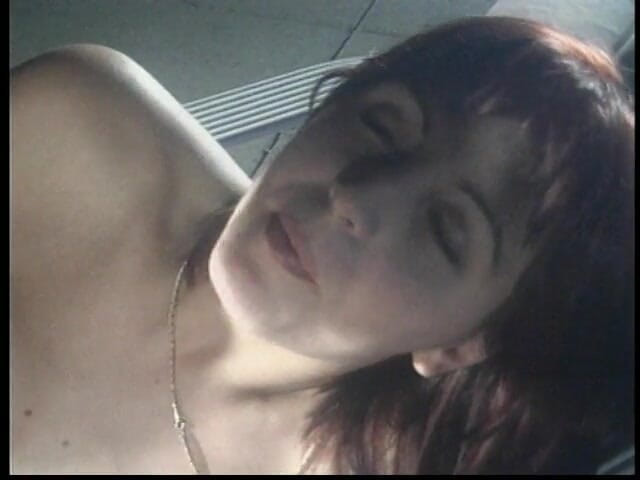 First Black Sexperience: Amico riempie il buco del culo su questa bella troia...