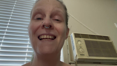 Hot potato girl: Probando mi nuevo pirata flogger en mi culo