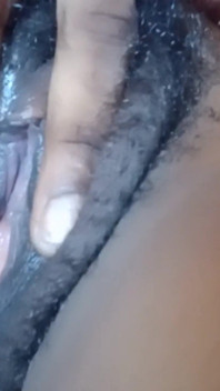 Closeup Rubbing My Hairy Black Pussy Muilti Orgasms