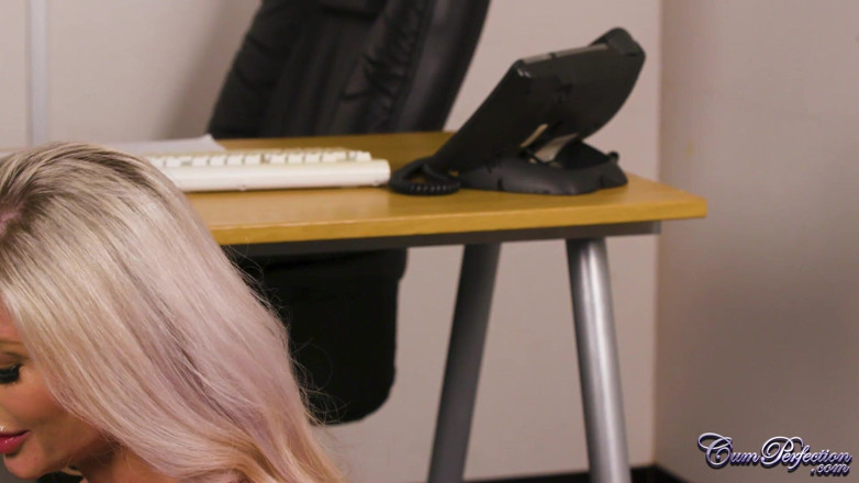 CumPerfection: Sign off on Me