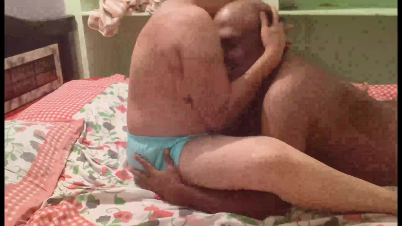 Sexy sindu: Sexy dáma s krásnými nadrženými očima miluje péro milence
