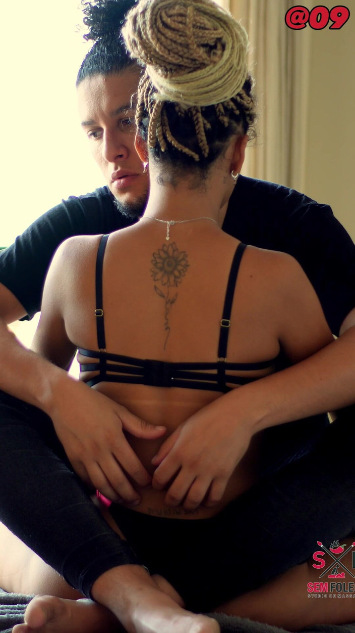 Cadu Sem Folego: 30 anni: primo massaggio e si è incredibilmente eccitata, molto bagnata