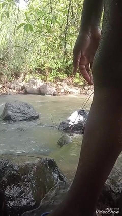 Sexyjayla254: Sabun melancap batang hitam besar pancut di luar bahagian 2