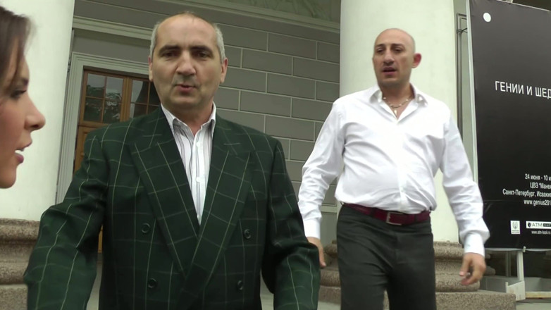 Blitzporn: Henessy İçin Şiddetli ve Sert Anal Dövüş