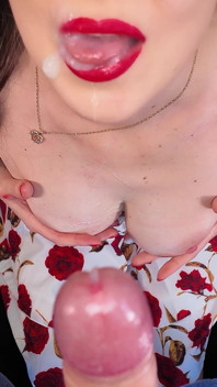 chodne laayak mammi 8 hot viry ke saath viry ke bulbule uraati hai