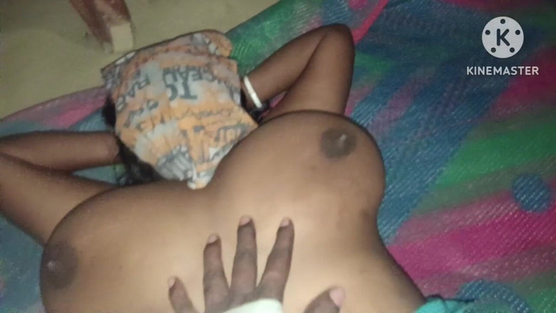 Nenika: Desi Bhabhi Ko Night Mein Chudai Ki