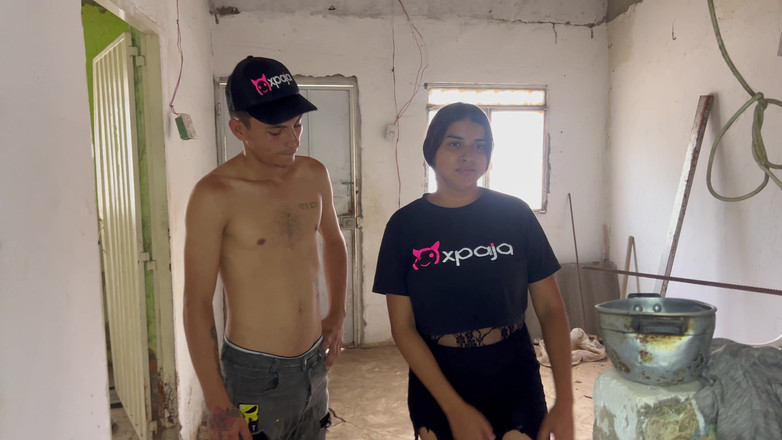 Hilary palvin: Petite Latina Pays Debt with Casual and Oral Sex to...