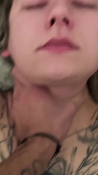 Bacaklar yukarı ve kaltağı tut - dölle kaplı