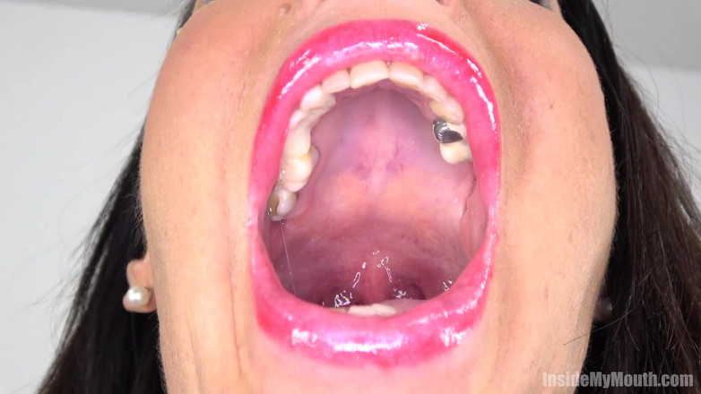 Inside My Mouth: velentina siera ke saath munh vaali kaamukta vidiyo