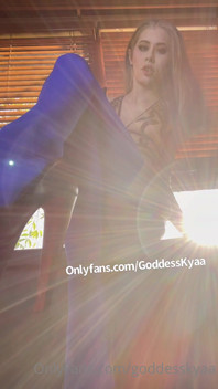 Devotion Is Easy When the Goddess You Worship Is so Powerful