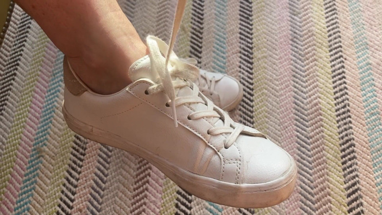 Mr MF: Mrs Mature Feets Stinky Socks Come off After a Long...