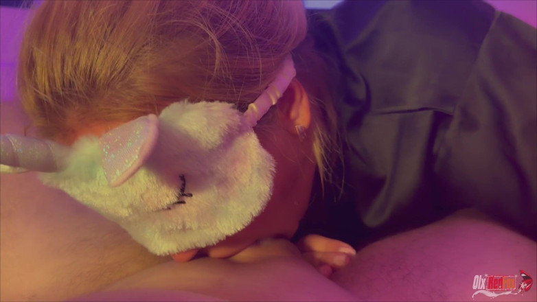 OlxRedFox: Muie de la o mamă sexy experimentată înainte de culcare