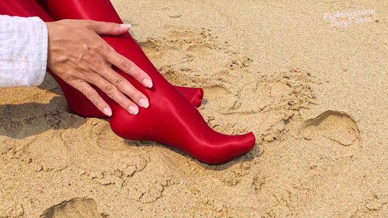 Shiny teens: 897 Shiny Red Spandex Pantyhose on the Beach