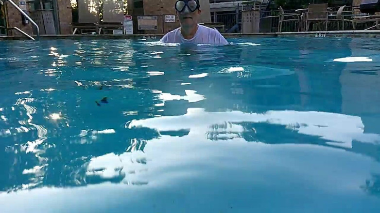 BBW nurse Vicki adventures with friends: Paar Unterwassertauchen Und Schwimmen