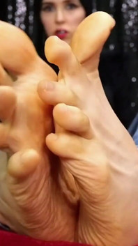 Feet and Jeans Worship
