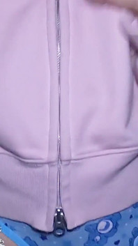 Asiatică minionă necenzurată futută de două ori în chiloți sexy