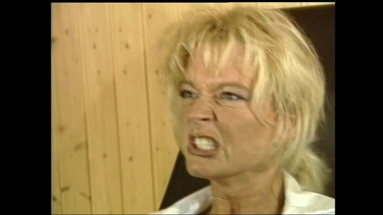 MMV films - The Original: Falešný doktor tvrdě ošukal svou blonďatou pacientku