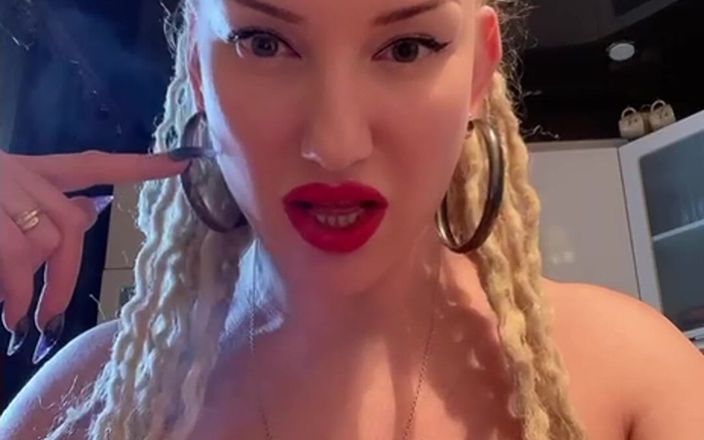 BadAssBitch: Tugas CBT CEI topless
