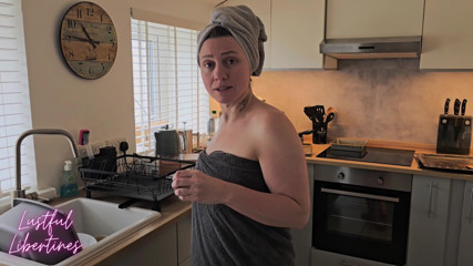 Lustful Libertines: Kıllı Olgun Üvey Annemin Içine Boşalıyorum. Aldatan Orta Yaşlı Seksi Kadınlar...